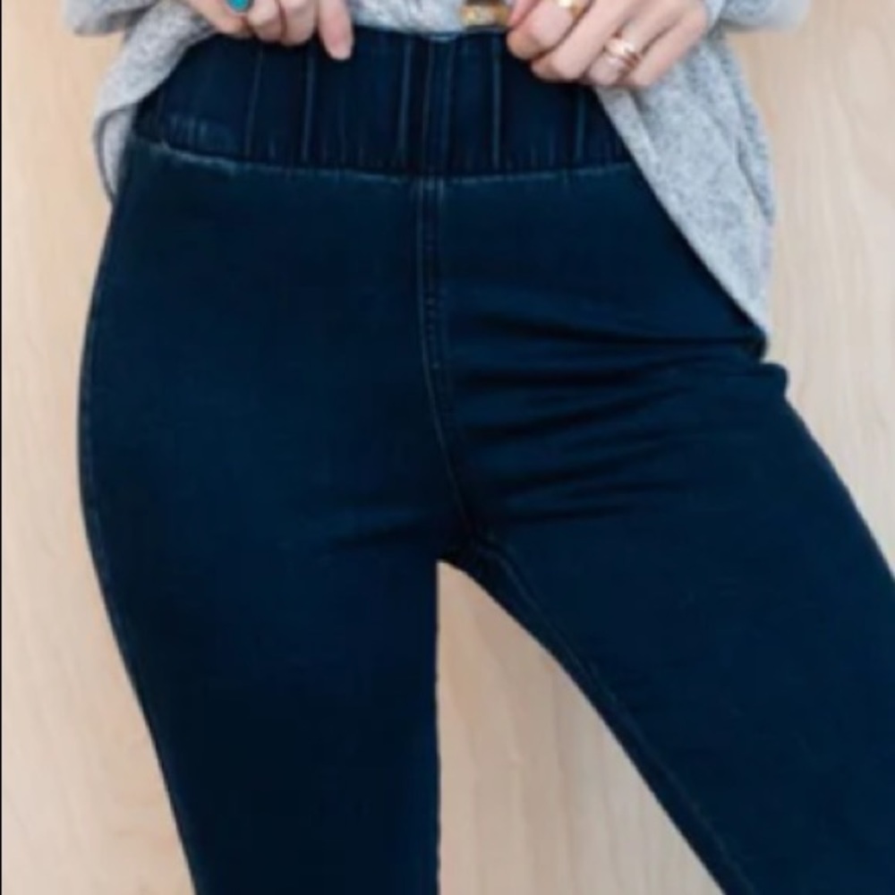 Super Flare Bell Bottom Dark Wash Pull-On Jeans Back Pockets & Raw Edge Hem (XL) - Picture 3 of 10